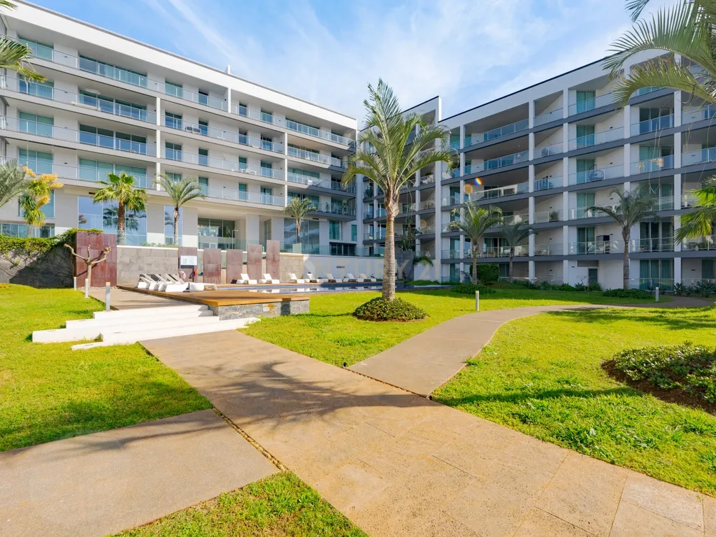 Apartamento T2 - NOVO - Frente Mar - Estrada Monumental, Funchal - Image 2