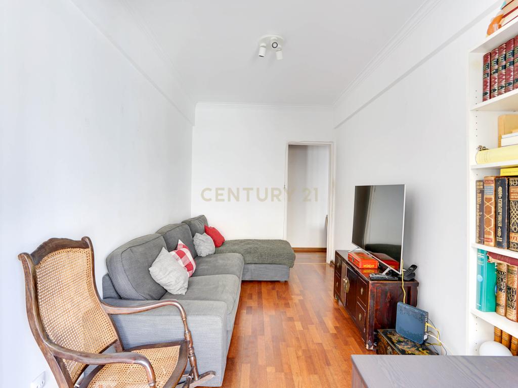 Apartamento T2 em Campolide - Image 3