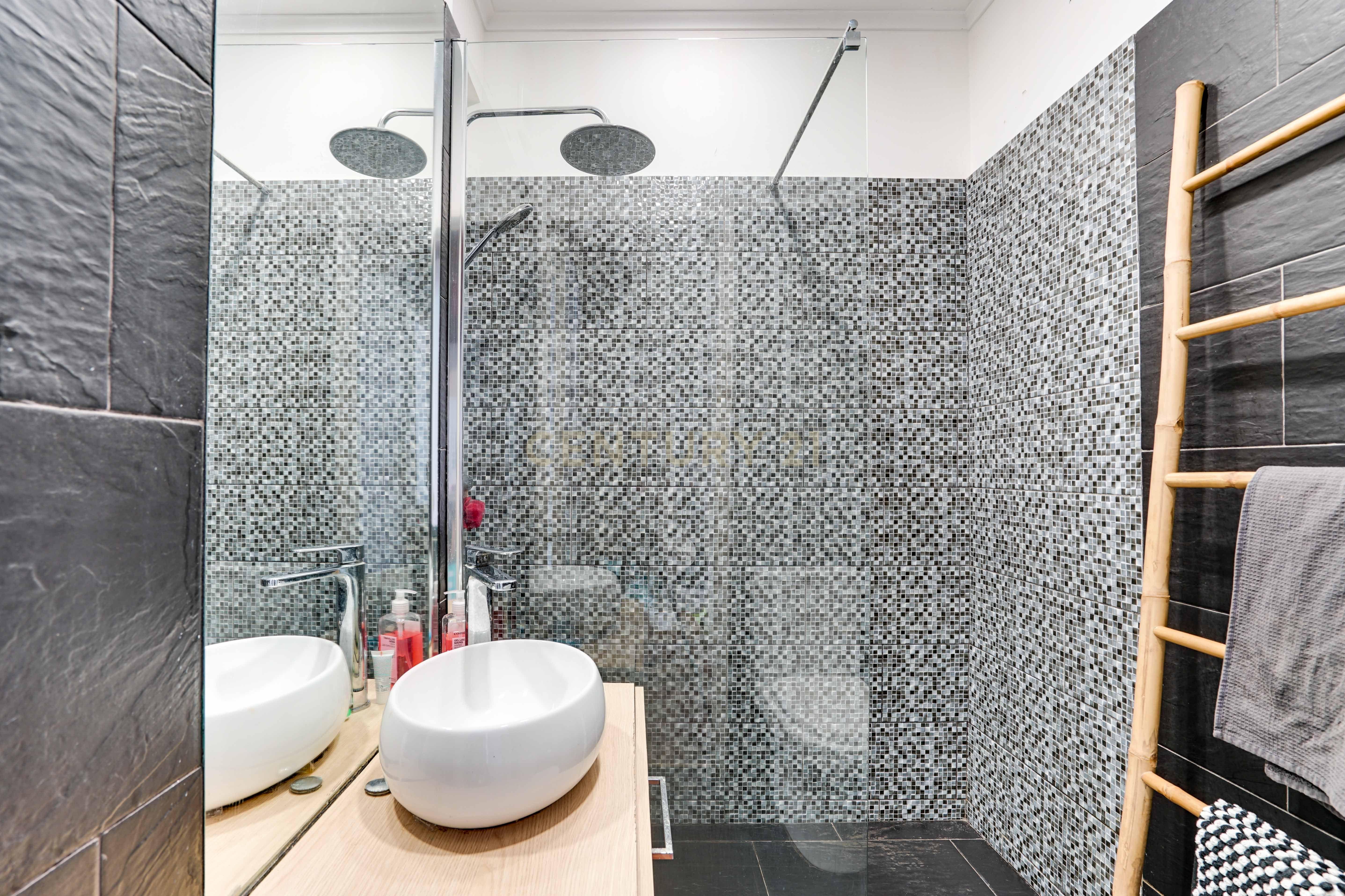 Apartamento T2 em Campolide - Image 16
