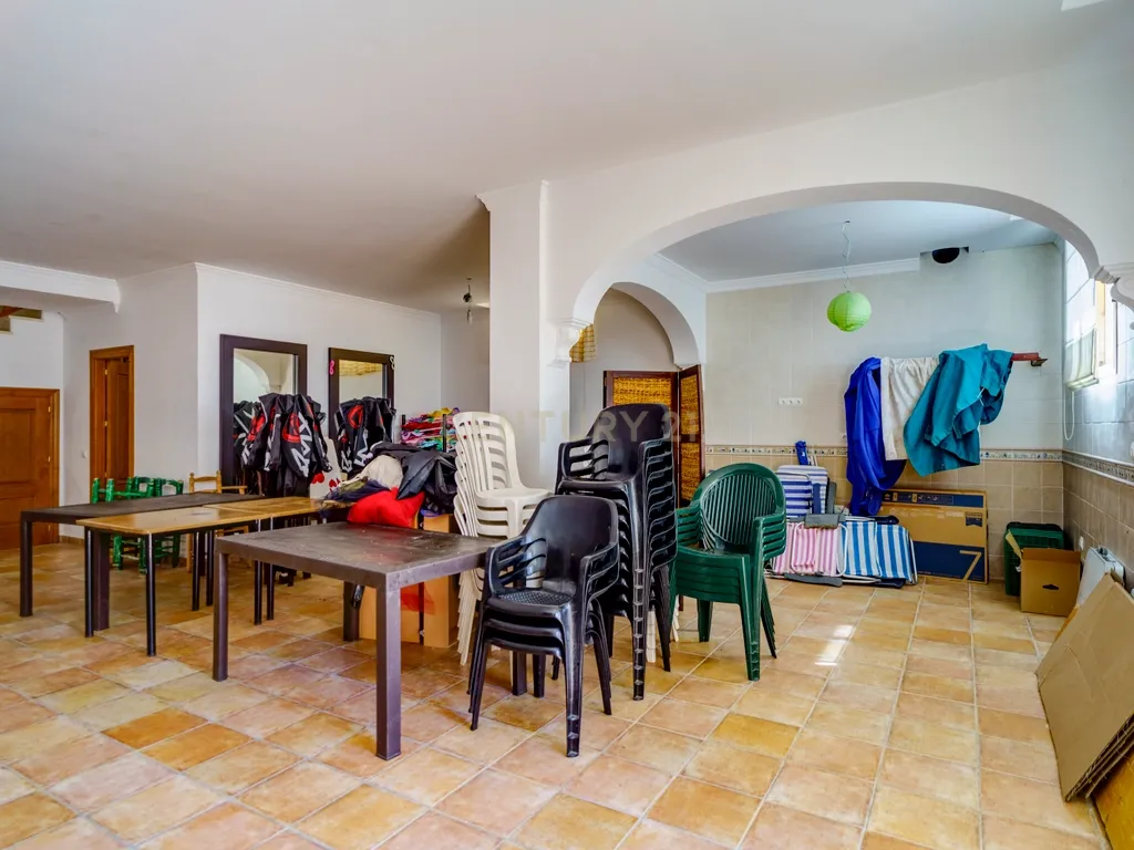 undefined - Image 73