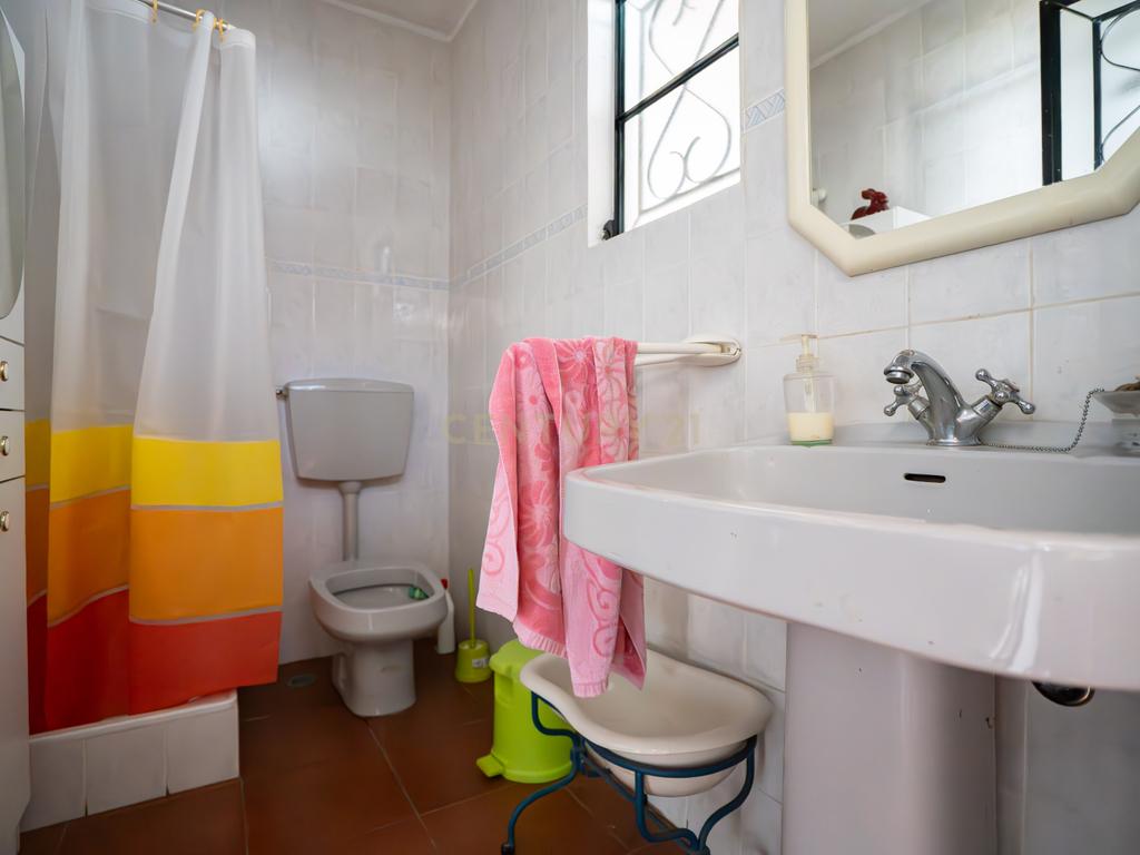 Moradia T3+1 com piscina para venda em Santarém - Image 45