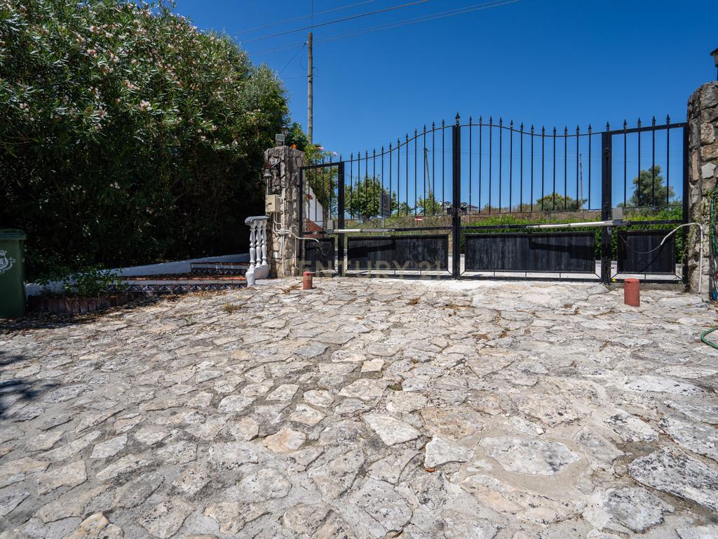 Moradia T3+1 com piscina para venda em Santarém - Image 108