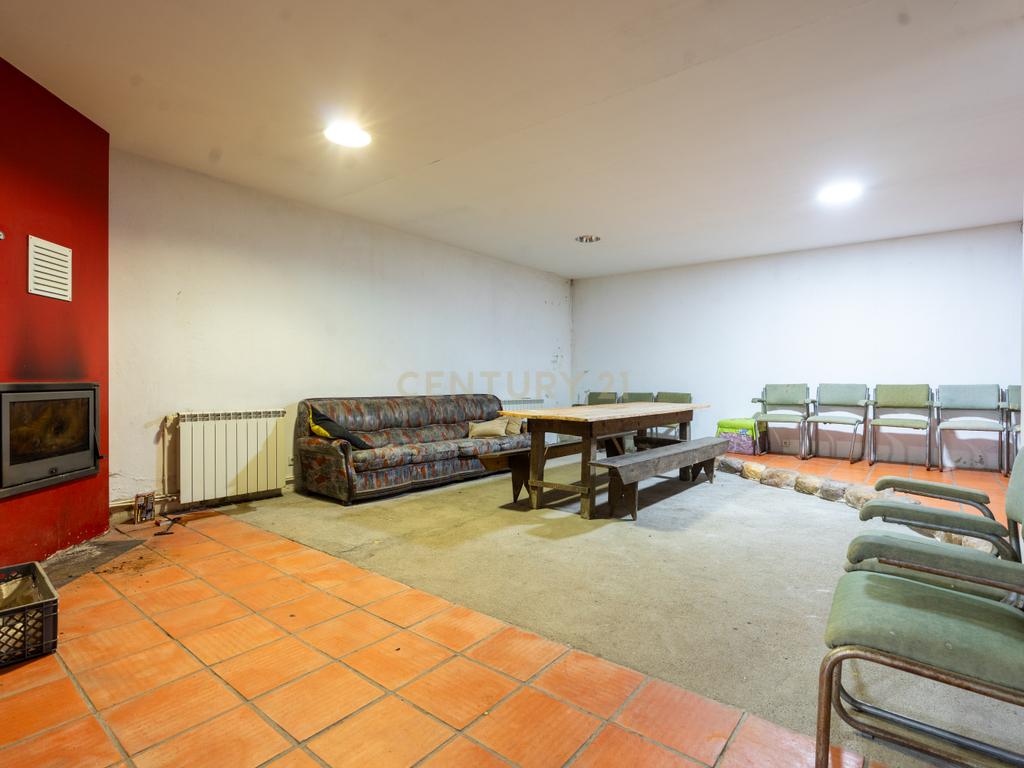 Moradia T3 com varandas cobertas, garagem, anexo, quintal e vistas panorâmicas  numa localização sossegada perto Lousã - Image 66
