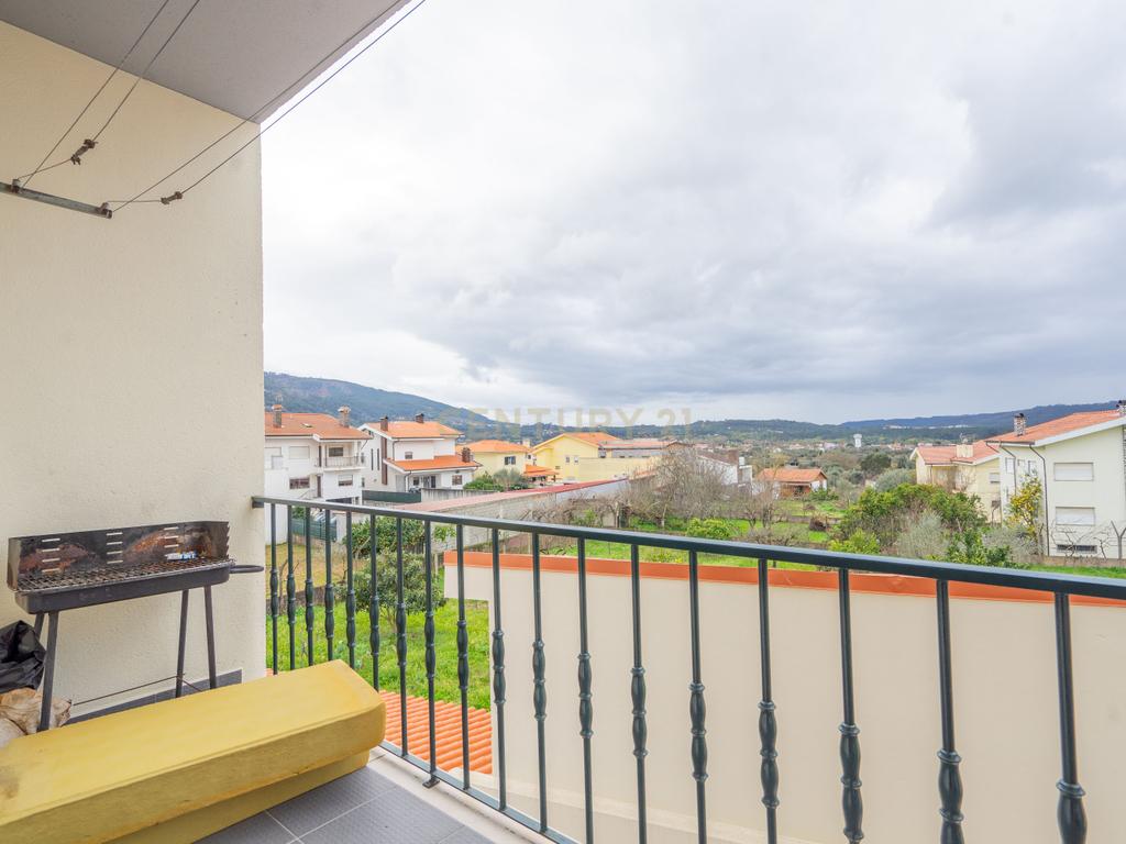 Apartamento T3 - C/ garagem - Image 30