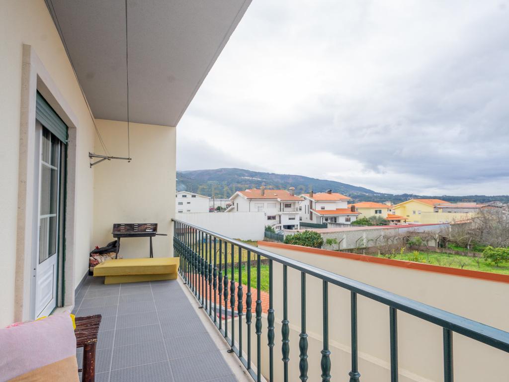 Apartamento T3 - C/ garagem - Image 26