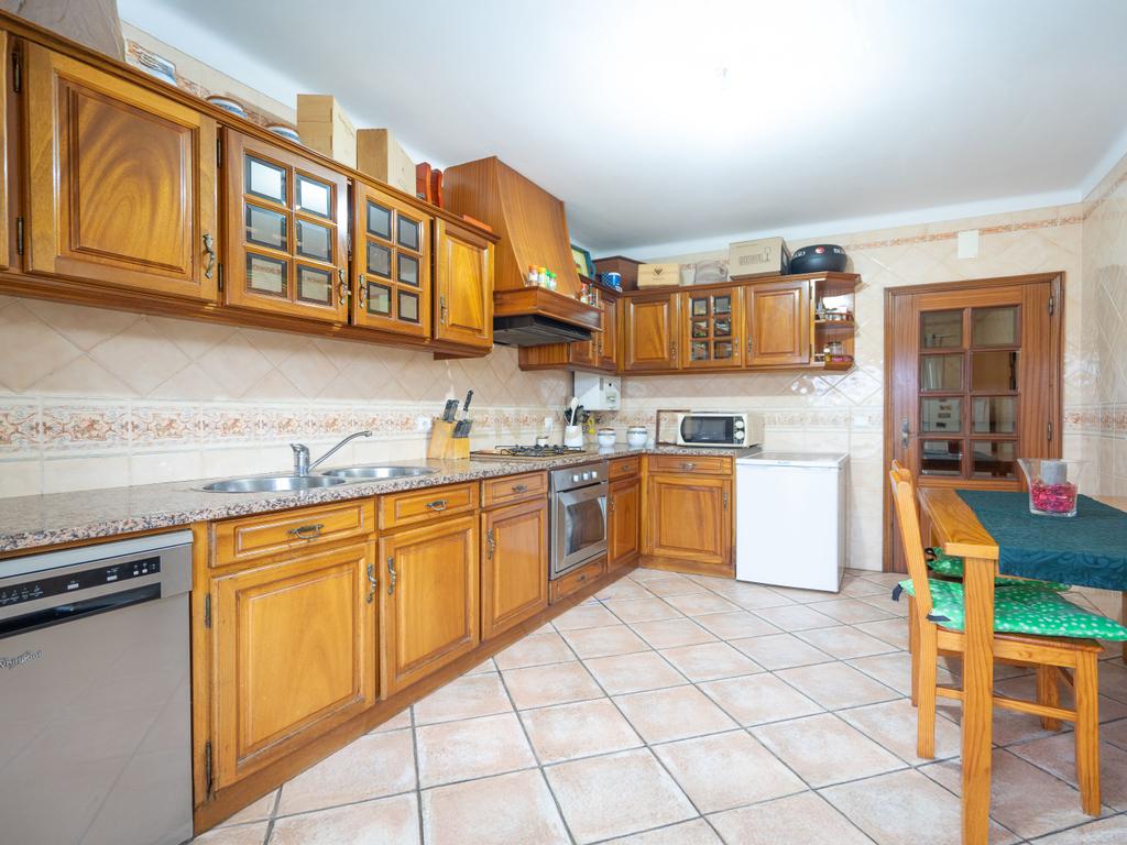 Apartamento T3 - C/ garagem - Image 3