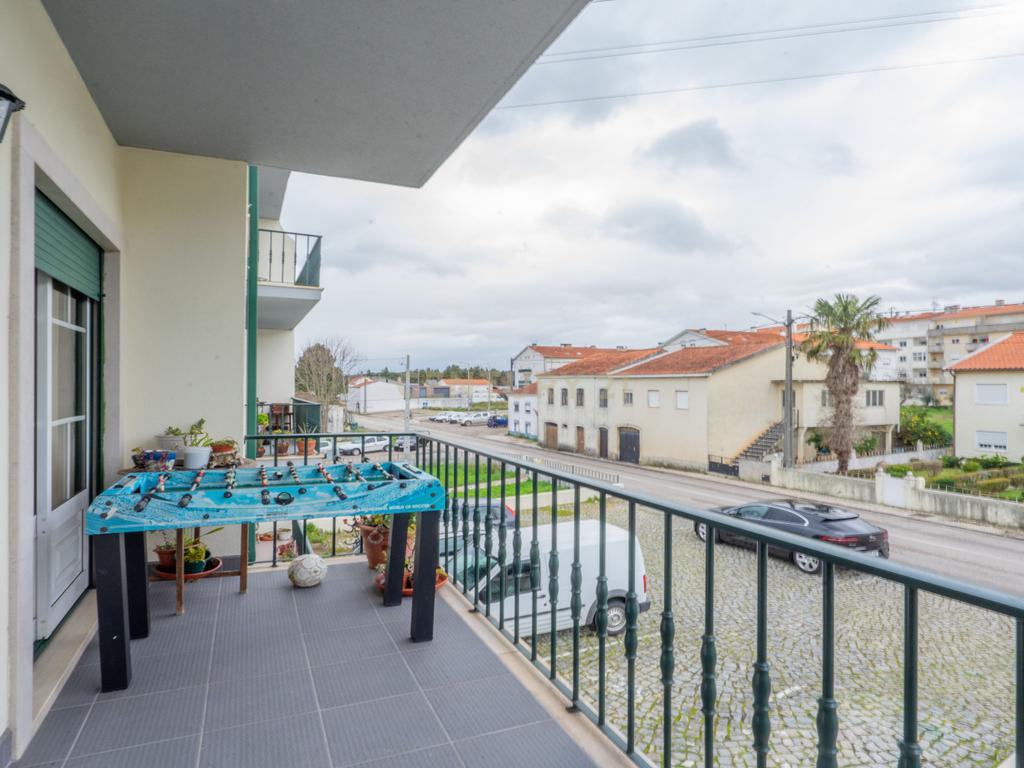 Apartamento T3 - C/ garagem - Image 15