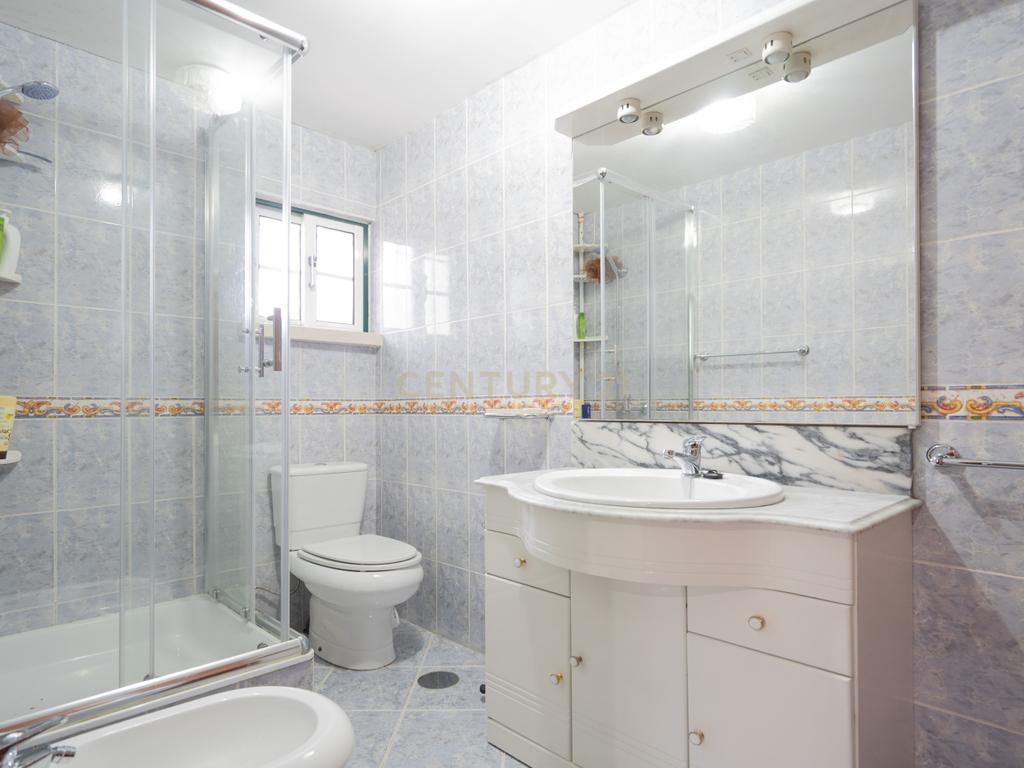 Apartamento T3 - C/ garagem - Image 20