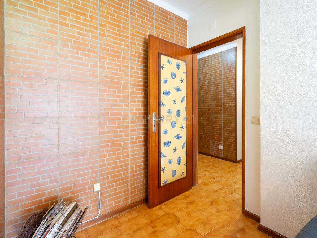 Apartamento T2 - Figueira da Foz - Image 9