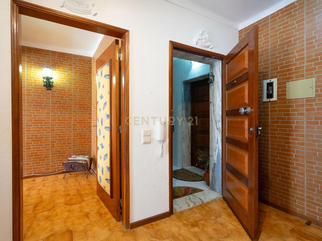 Apartamento T2 - Figueira da Foz - Image 10