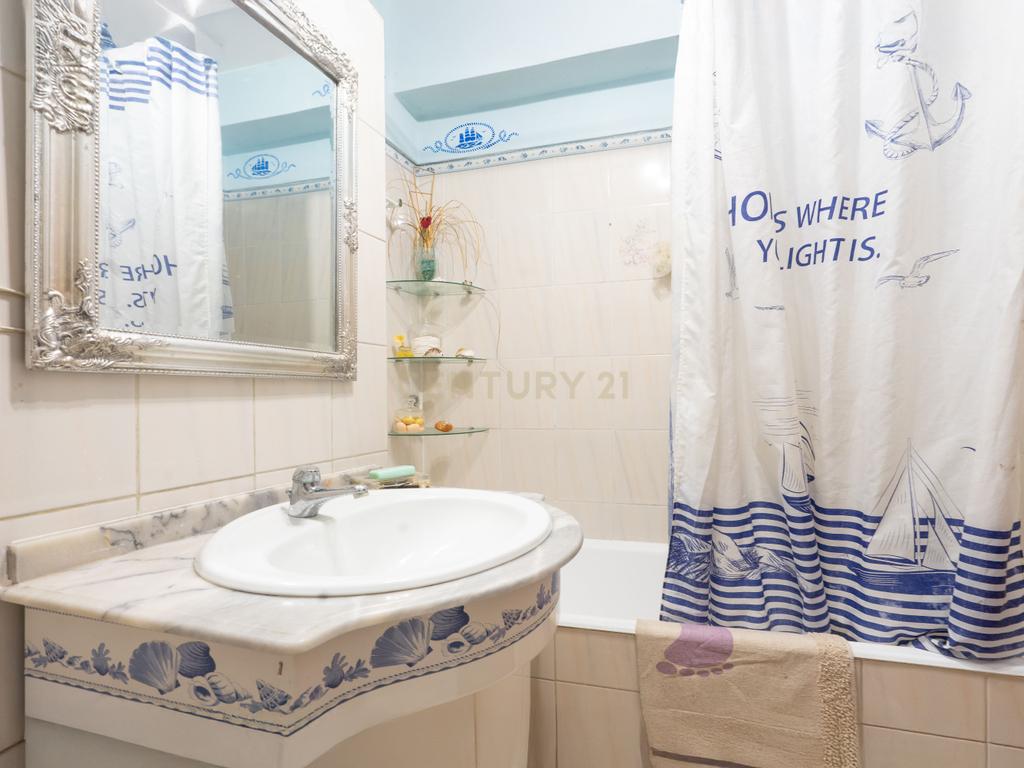 Apartamento T2 - Figueira da Foz - Image 25
