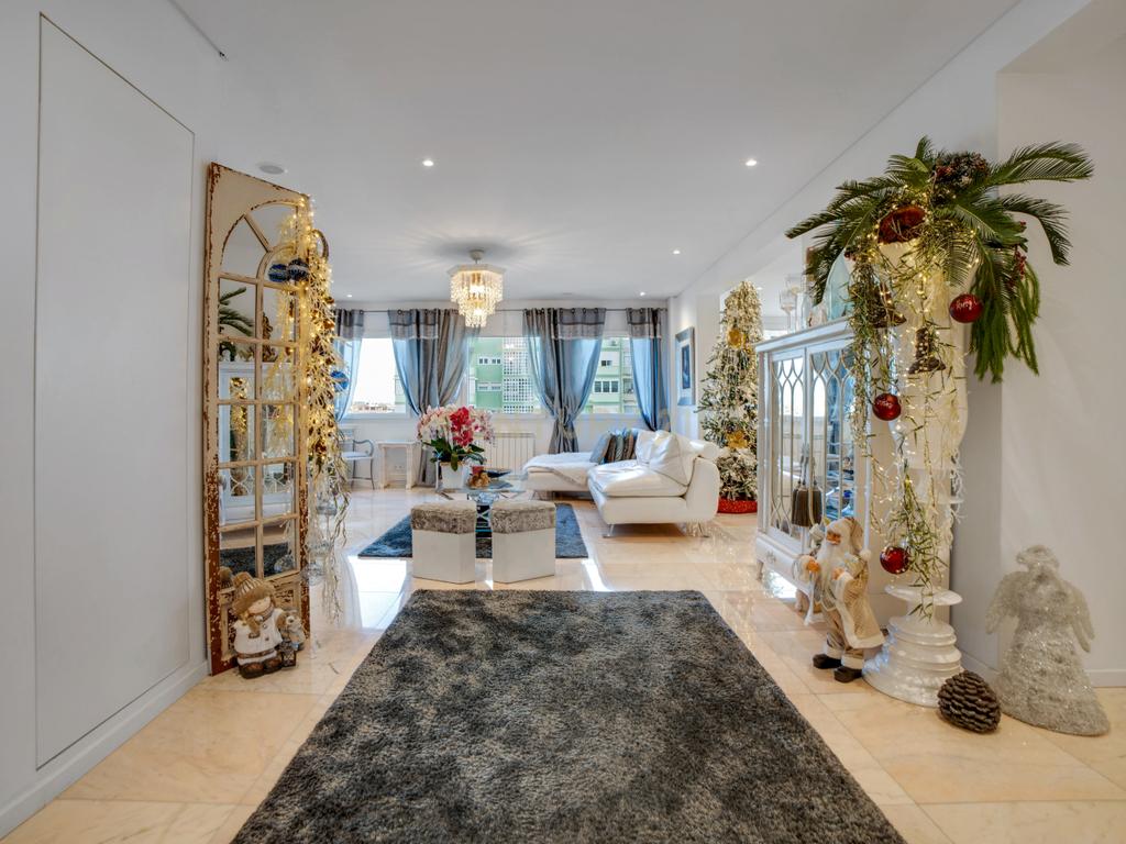 Apartamento T2 de Luxo - Avenida dos Estados Unidos da América - Image 4
