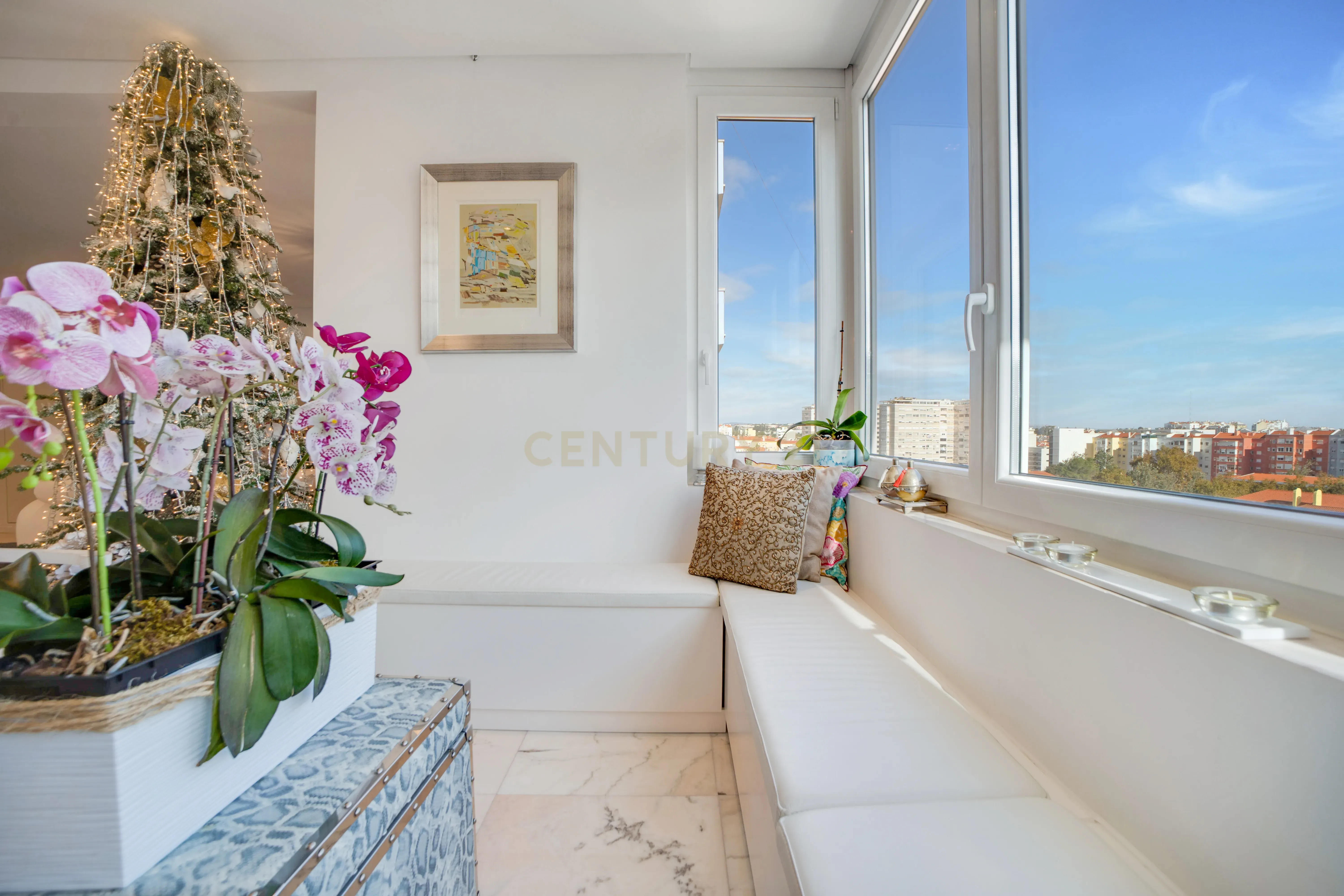 Apartamento T2 de Luxo - Avenida dos Estados Unidos da América - Image 10