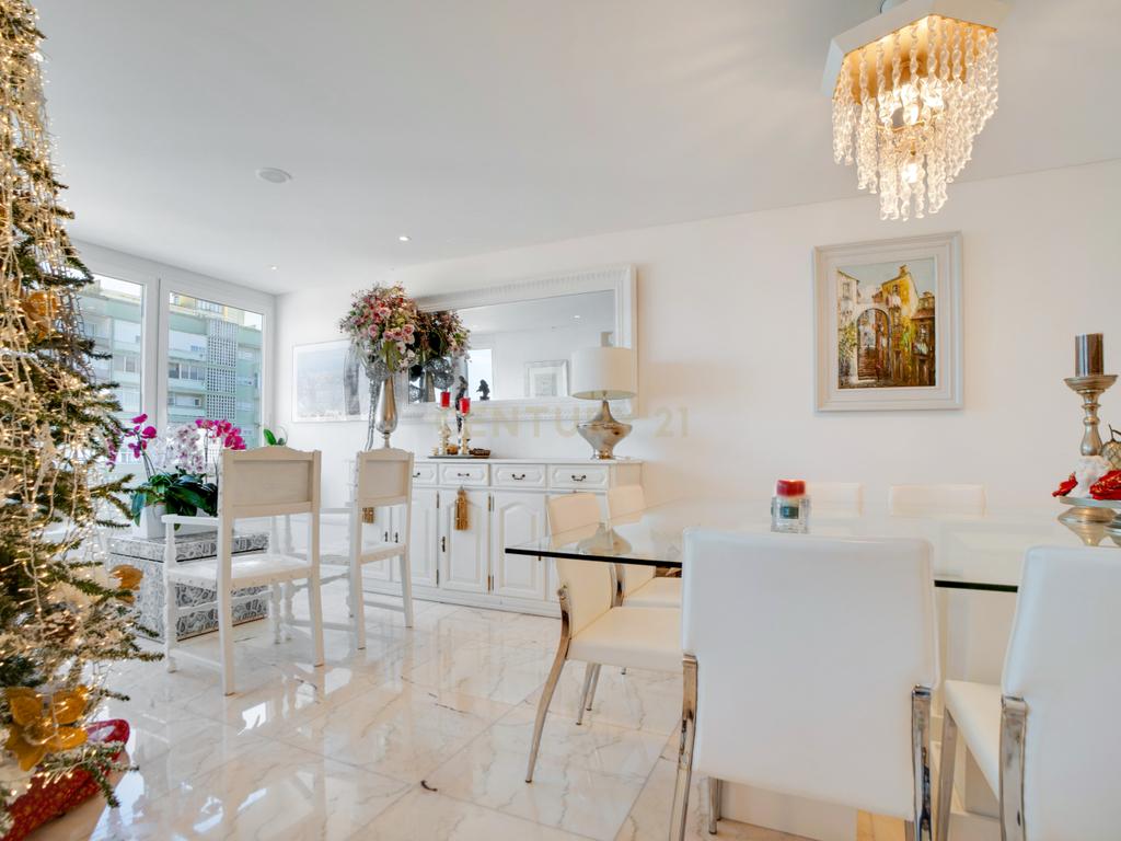 Apartamento T2 de Luxo - Avenida dos Estados Unidos da América - Image 8