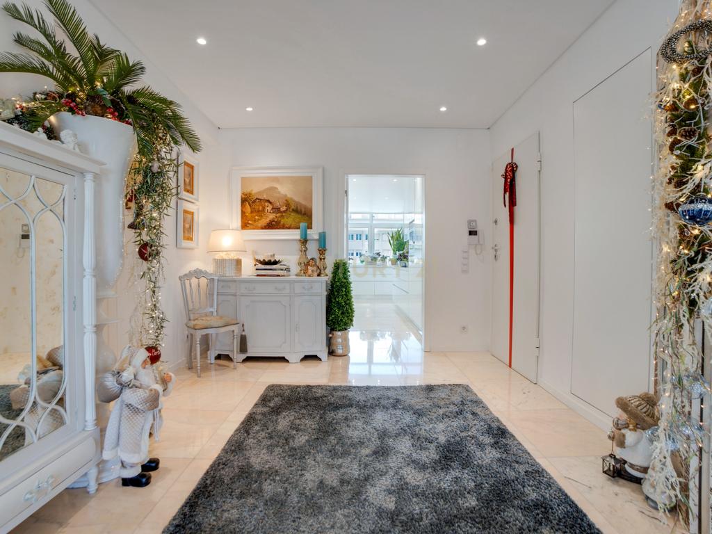 Apartamento T2 de Luxo - Avenida dos Estados Unidos da América - Image 2