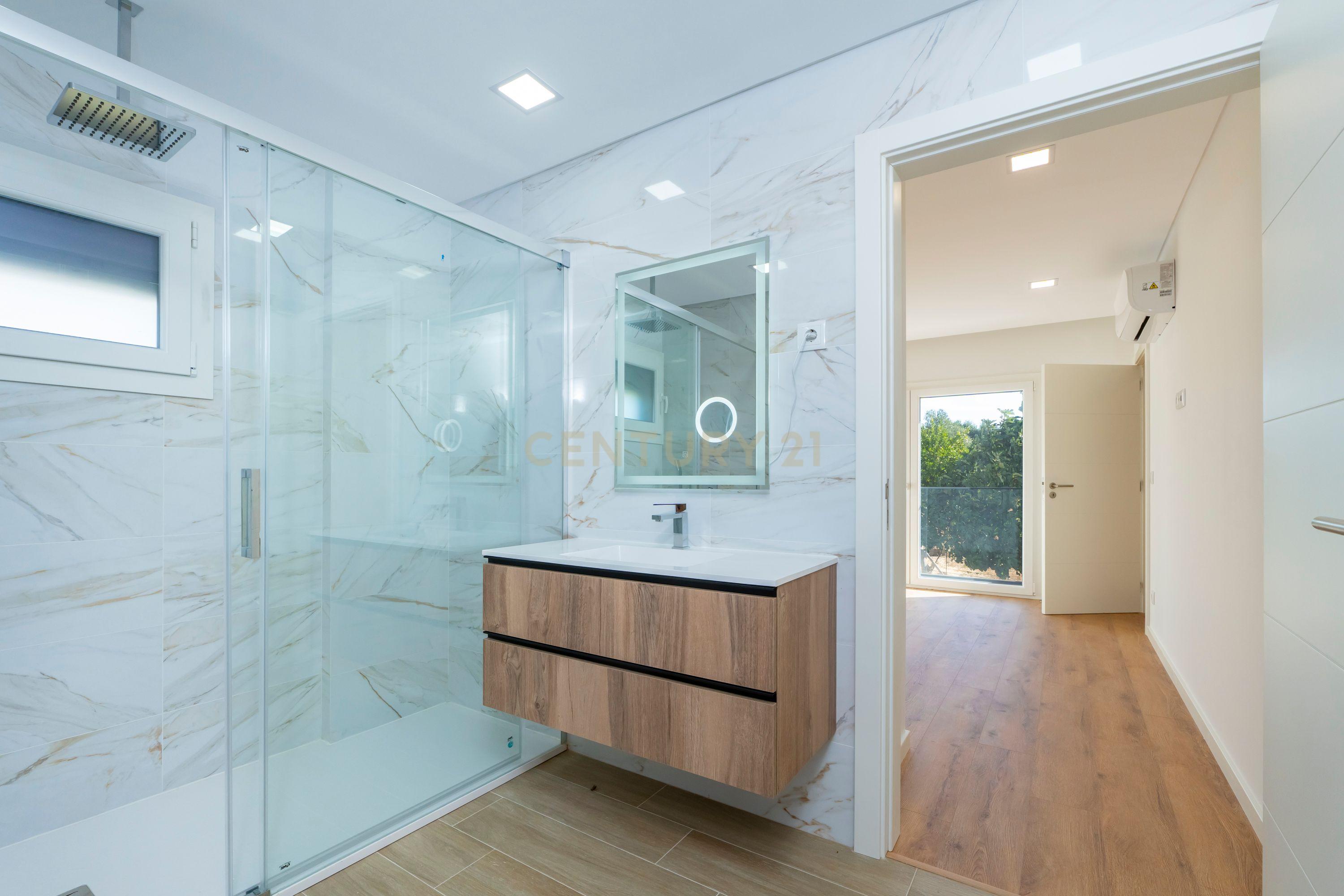 Moradia Moderna T4 com Terraço e Vista Rio – Santa Iria da Azóia - Image 28