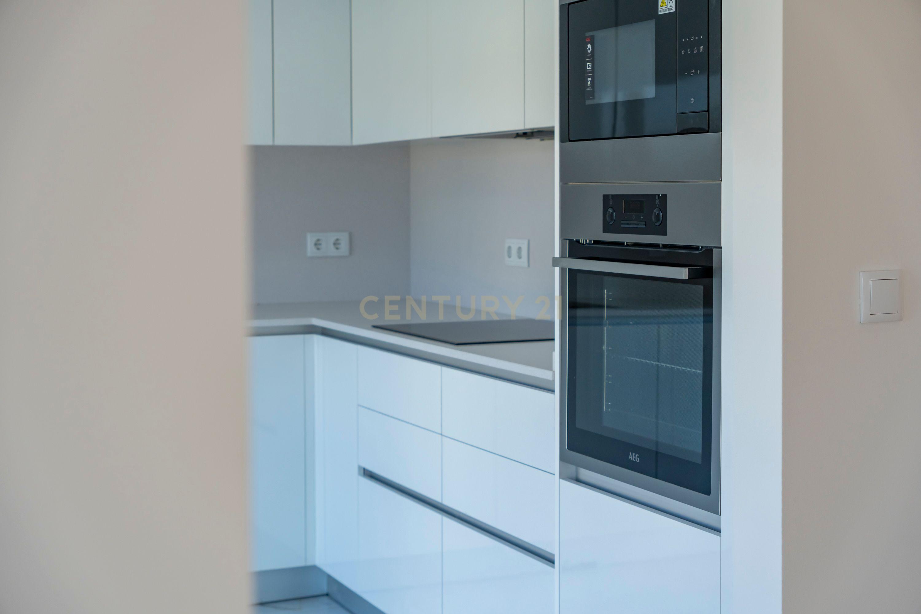 Moradia Moderna T4 com Terraço e Vista Rio – Santa Iria da Azóia - Image 53