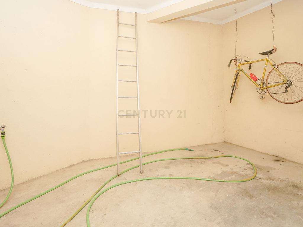 Moradia T4 - C/ terreno - Image 14