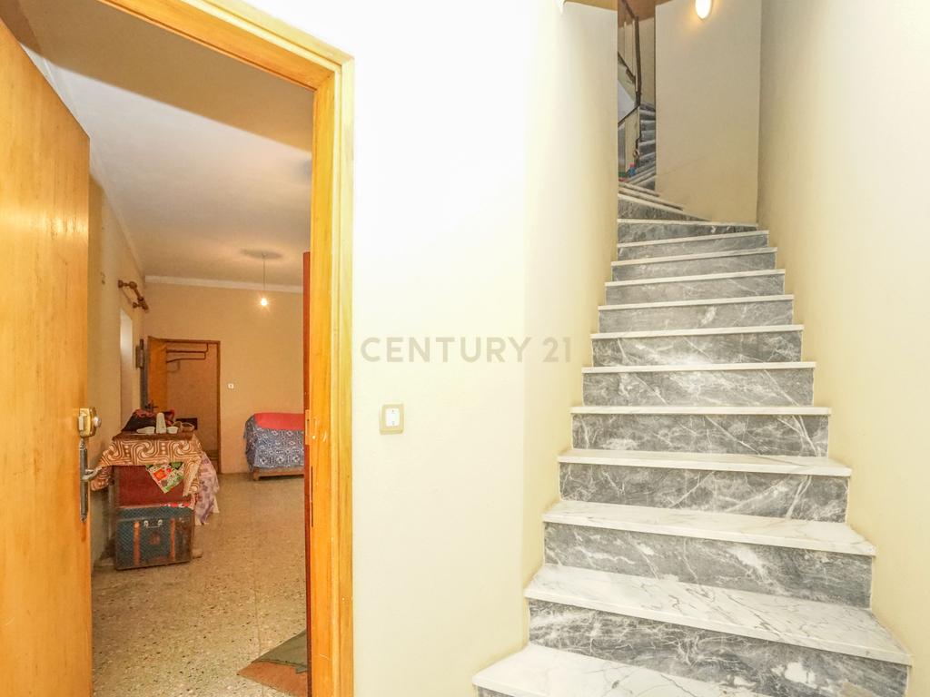 Moradia T4 - C/ terreno - Image 5