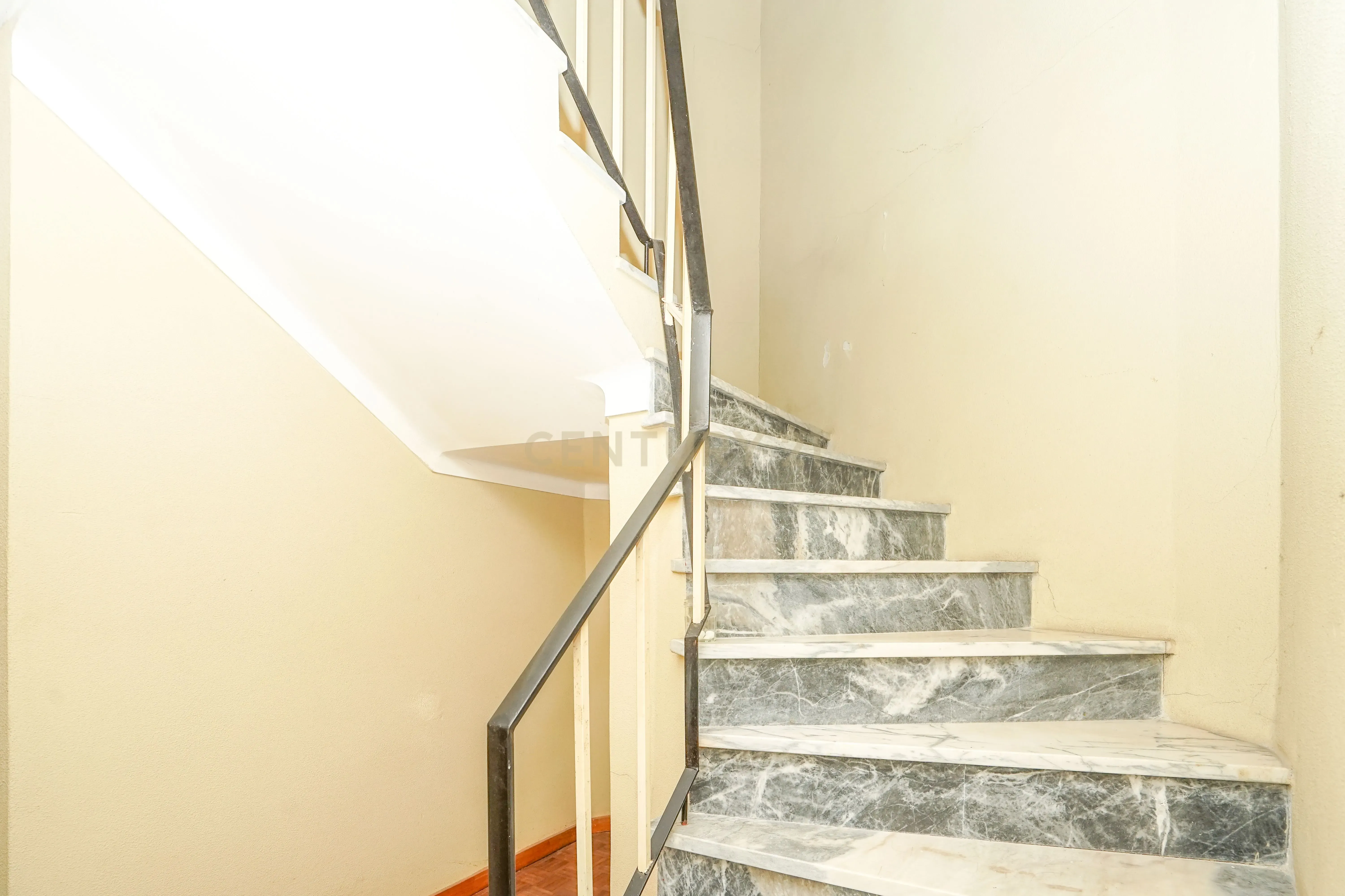 Moradia T4 - C/ terreno - Image 29