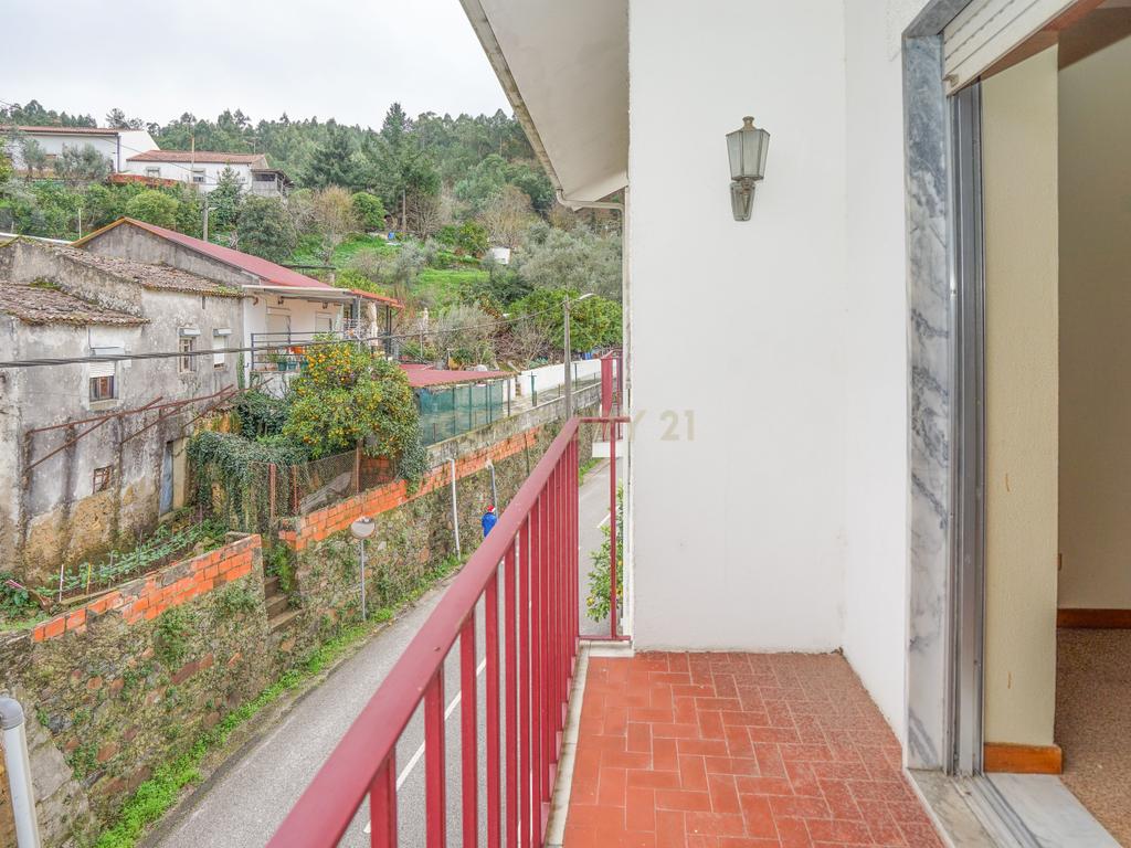 Moradia T4 - C/ terreno - Image 40
