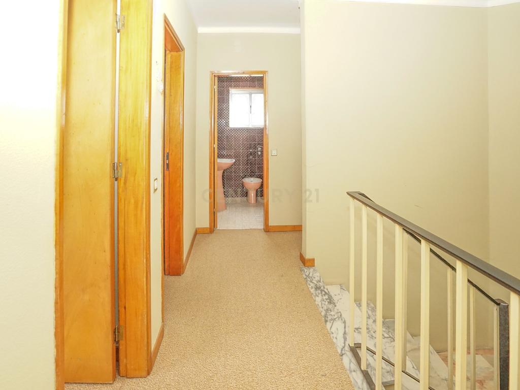 Moradia T4 - C/ terreno - Image 30