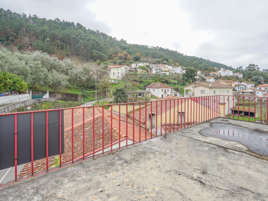 Moradia T4 - C/ terreno - Image 38