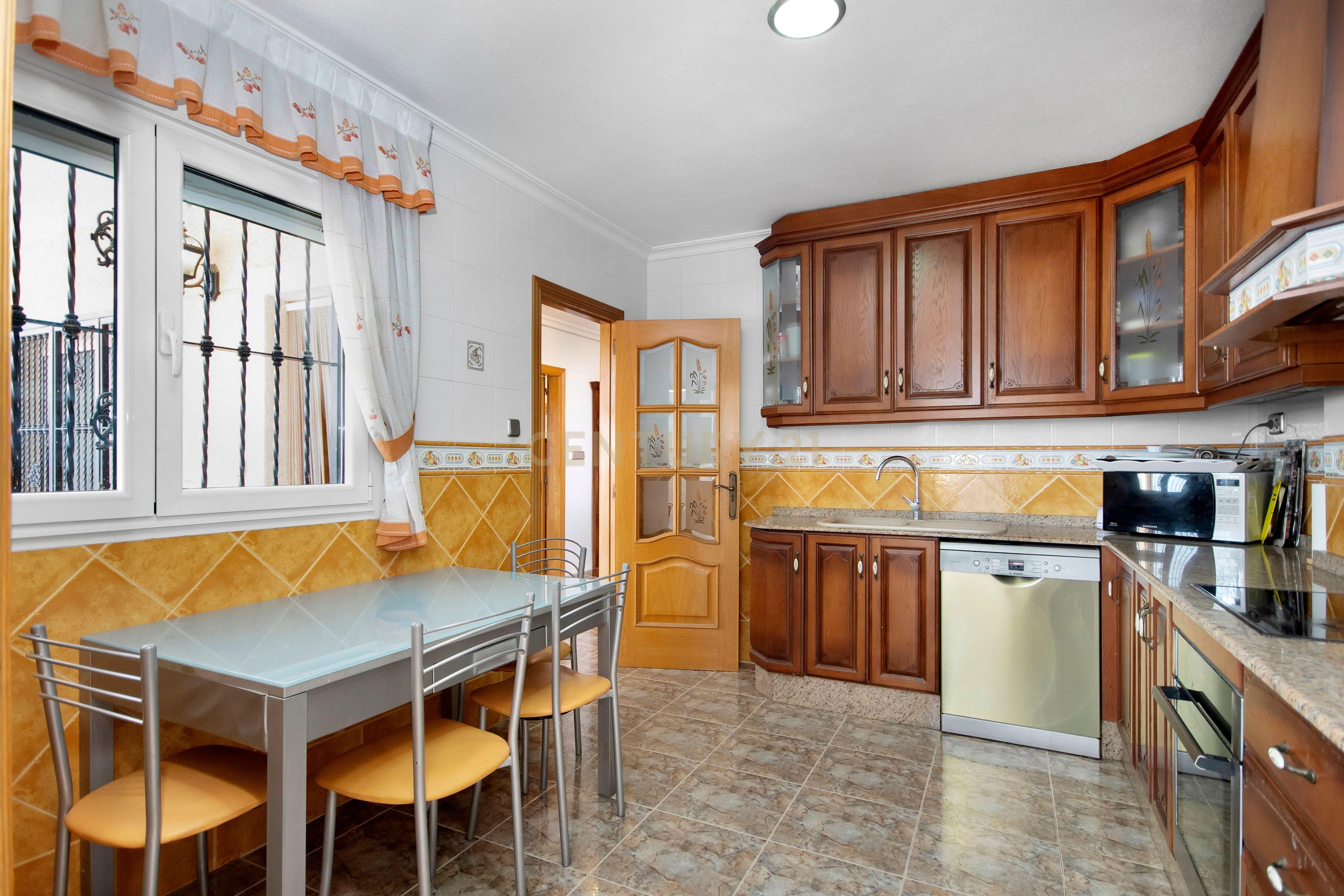 undefined - Image 14