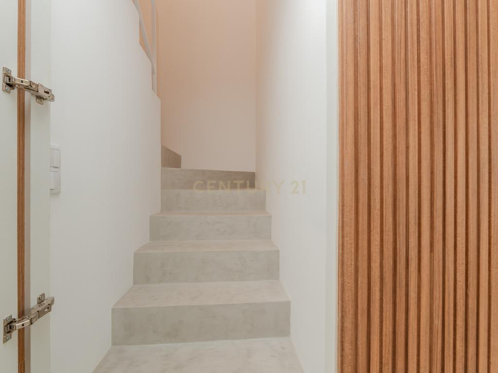 Moradia T3 em Madorna, São Domingos de Rana - Image 21