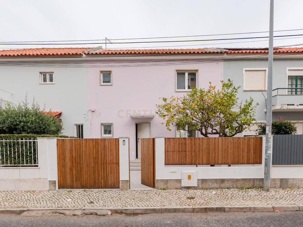 Moradia T3 em Madorna, São Domingos de Rana - Image 31