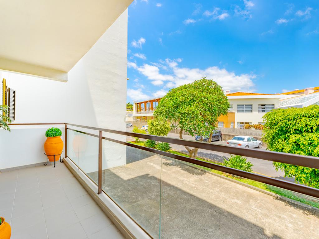 Apartamento T2 Mobilado e Equipado na Achada - Viva com Comodidade - Image 2