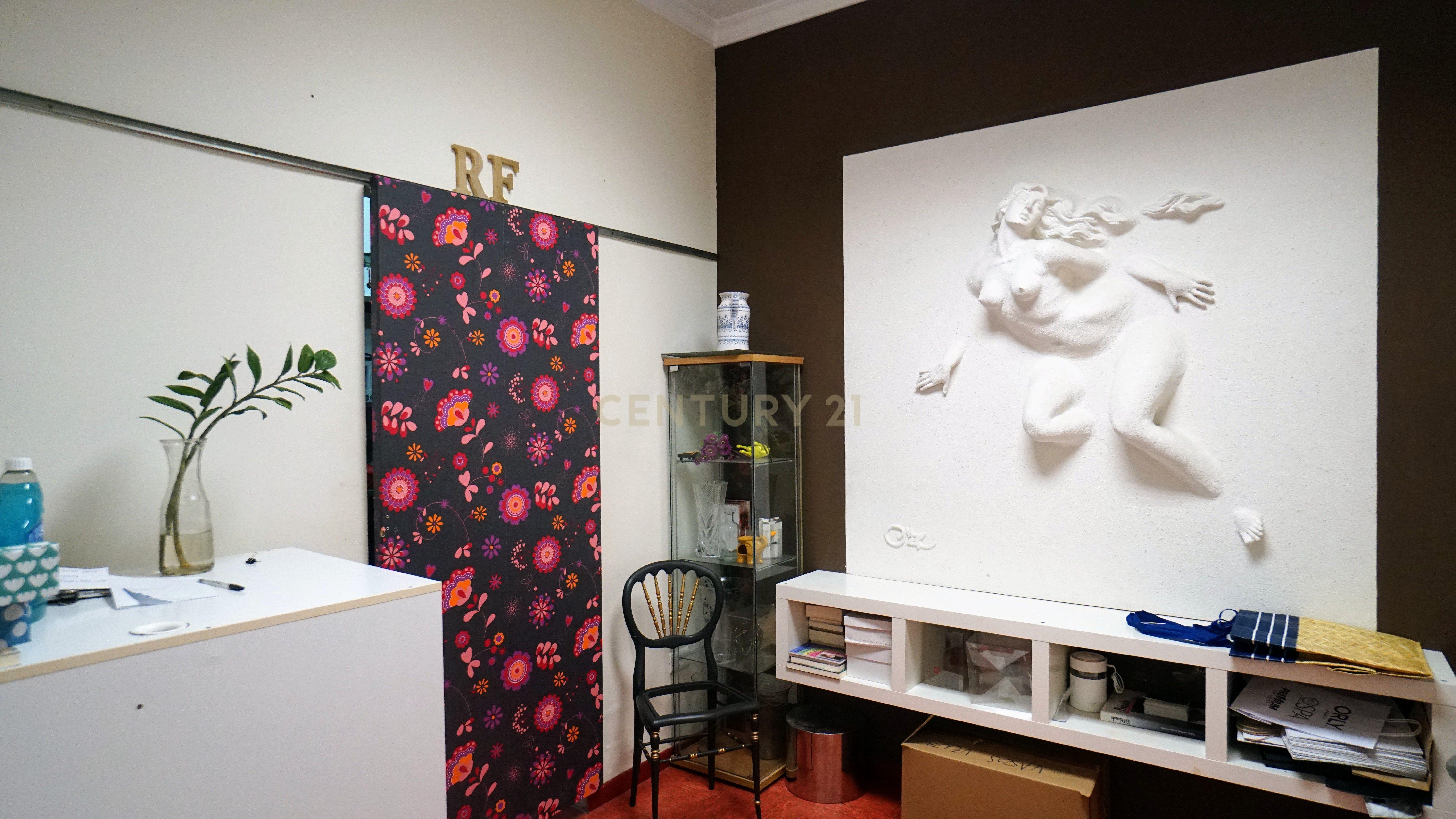 undefined - Image 14