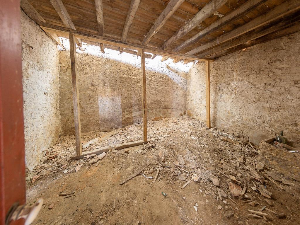 Um Projeto Completo: Adquira Duas Propriedades com Potencial Incrível em Alenquer - Image 24