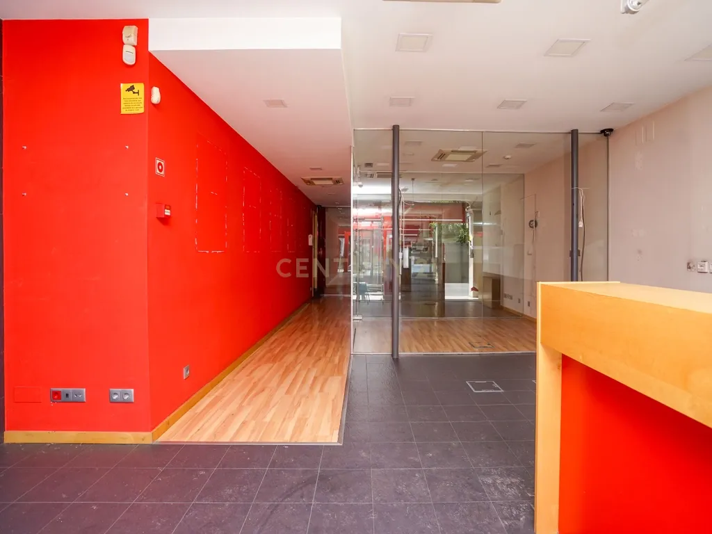 Loja para arrendamento no centro da Lousã - Image 6