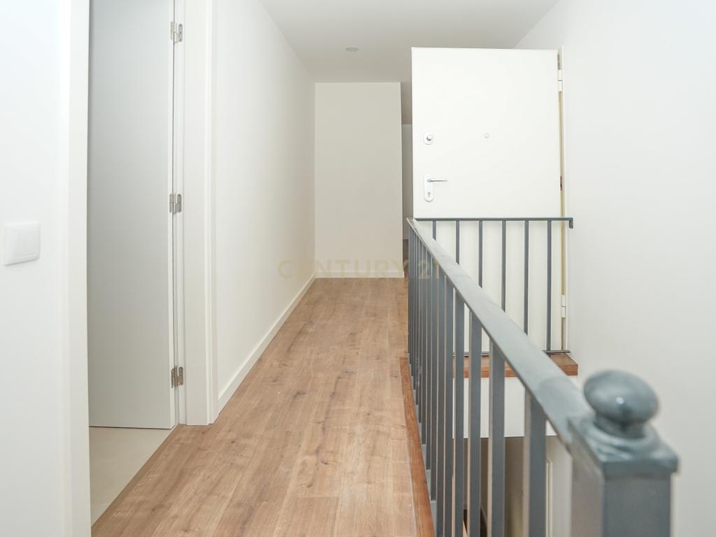 Apartamento T1+2 Duplex - Nova construção na Lousã - Image 9
