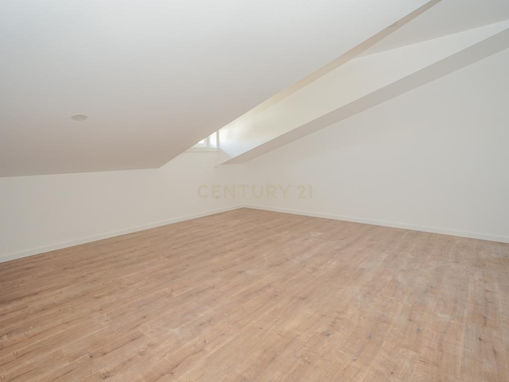 Apartamento T1+2 Duplex - Nova construção na Lousã - Image 15