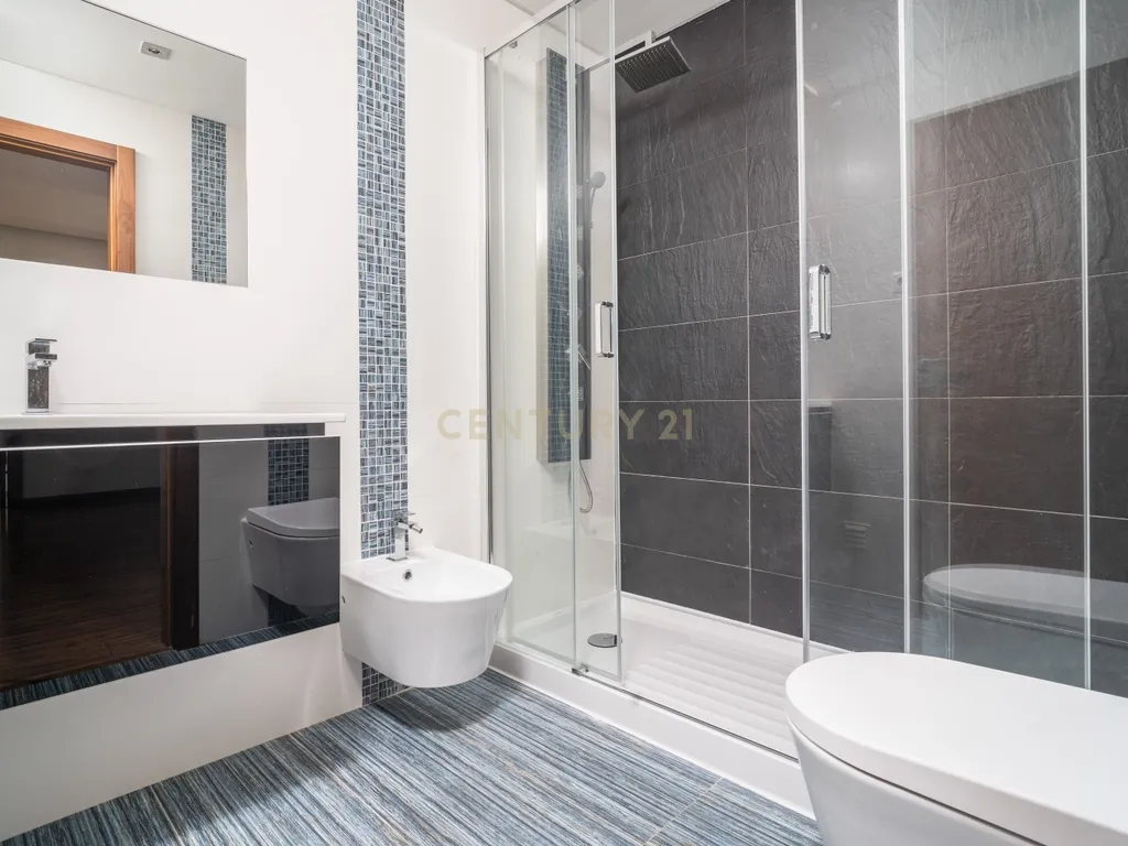 Arrendamento | Apartamento T1 c/lugar aparcamento e piscina na Quinta da Portela, Coimbra - Image 12
