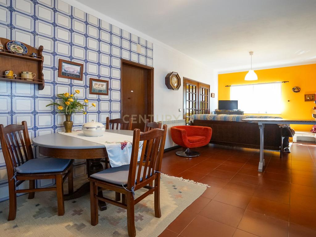 Casa Isolada em Coimbra com 5 Quartos e 4 Casas de Banho - Image 8