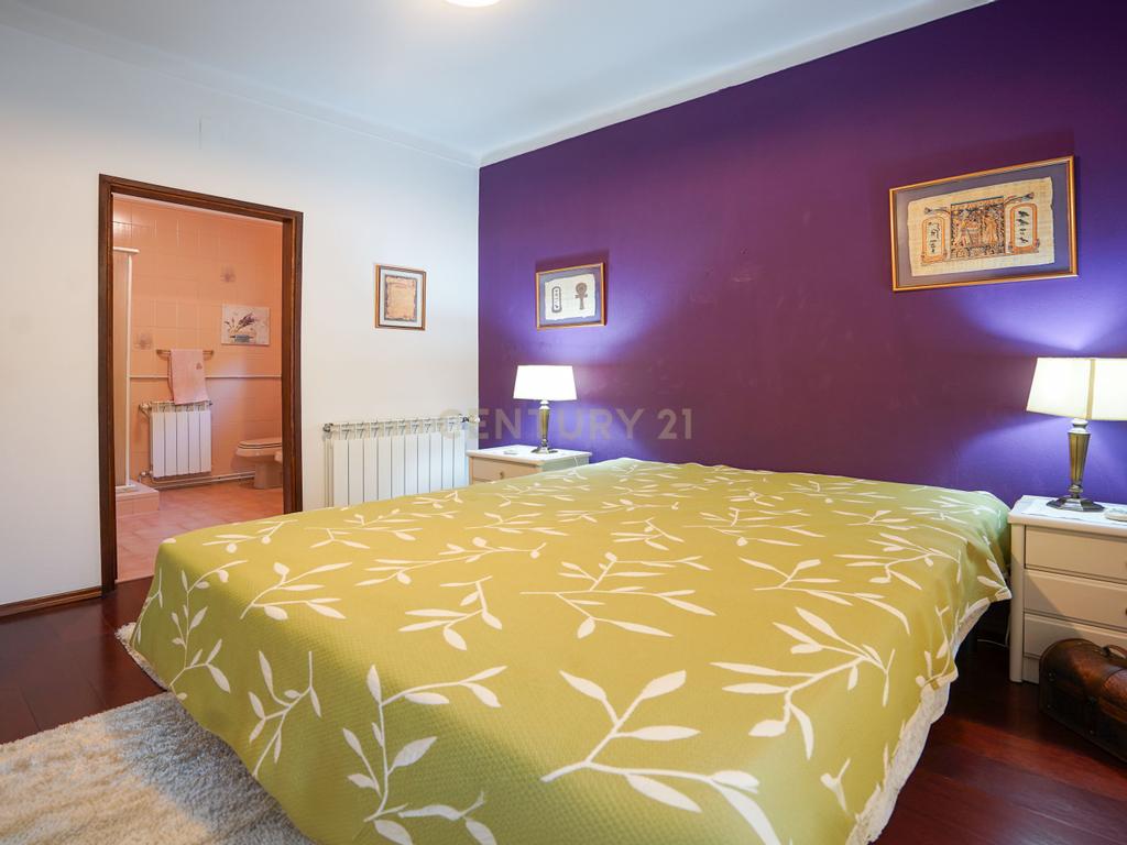 Casa Isolada em Coimbra com 5 Quartos e 4 Casas de Banho - Image 18