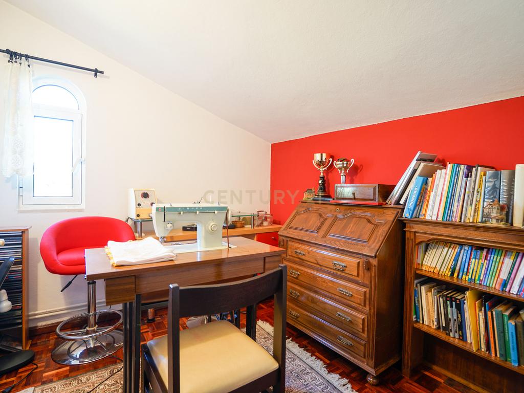 Casa Isolada em Coimbra com 5 Quartos e 4 Casas de Banho - Image 27