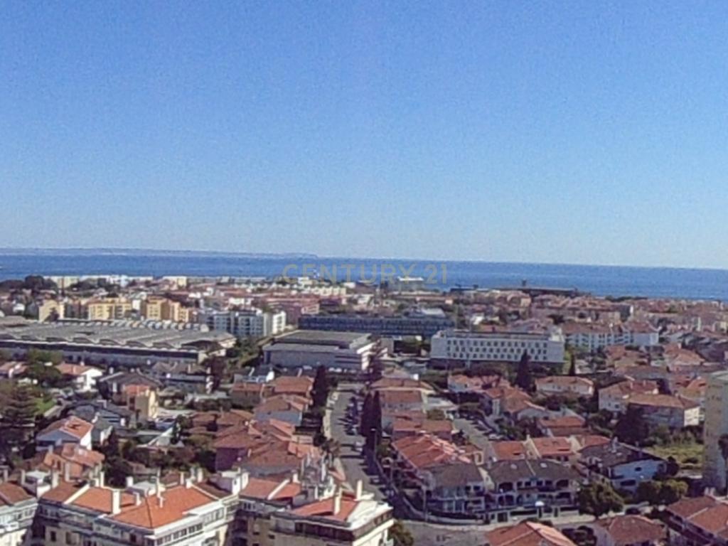 Penthouse T5 garagem Box 2 carros Torres das Palmeiras Oeiras - Image 3