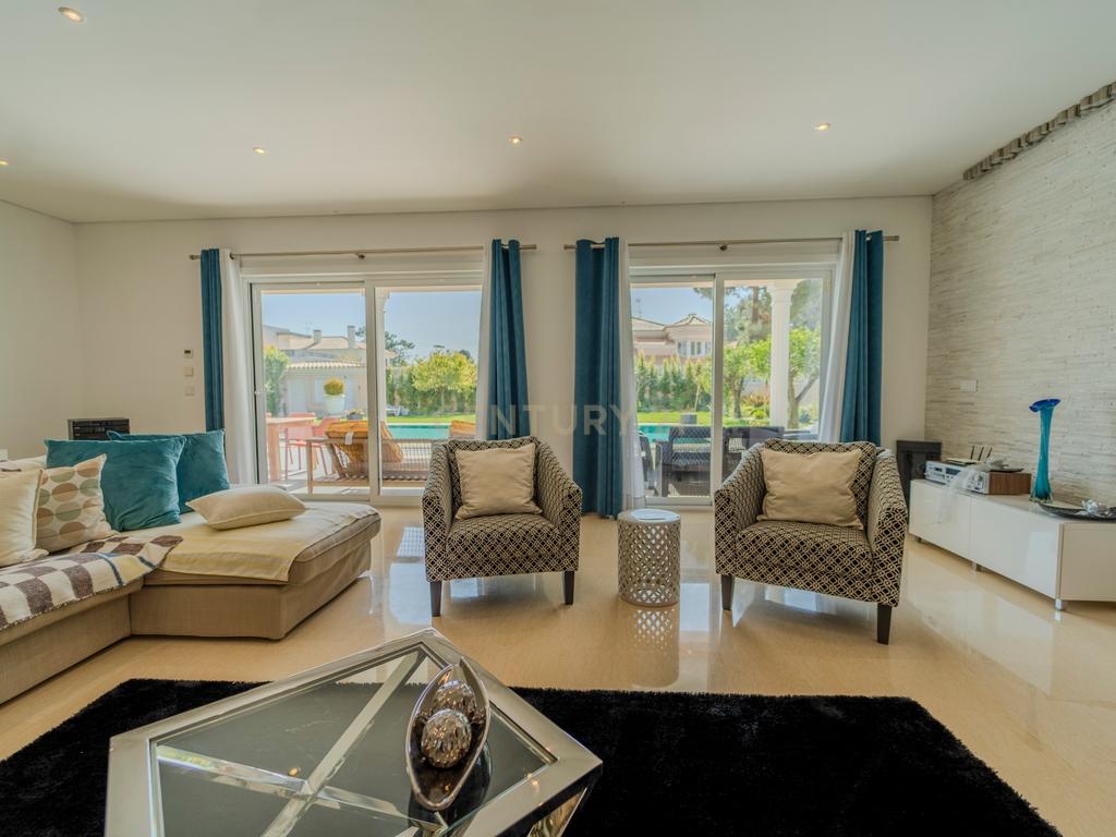 Aroeira | Moradia T6 de Luxo - Image 19