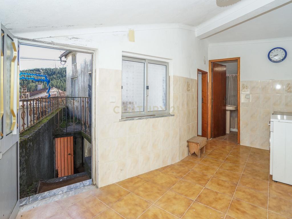 Moradia T2 - Alvares, Góis - Image 8