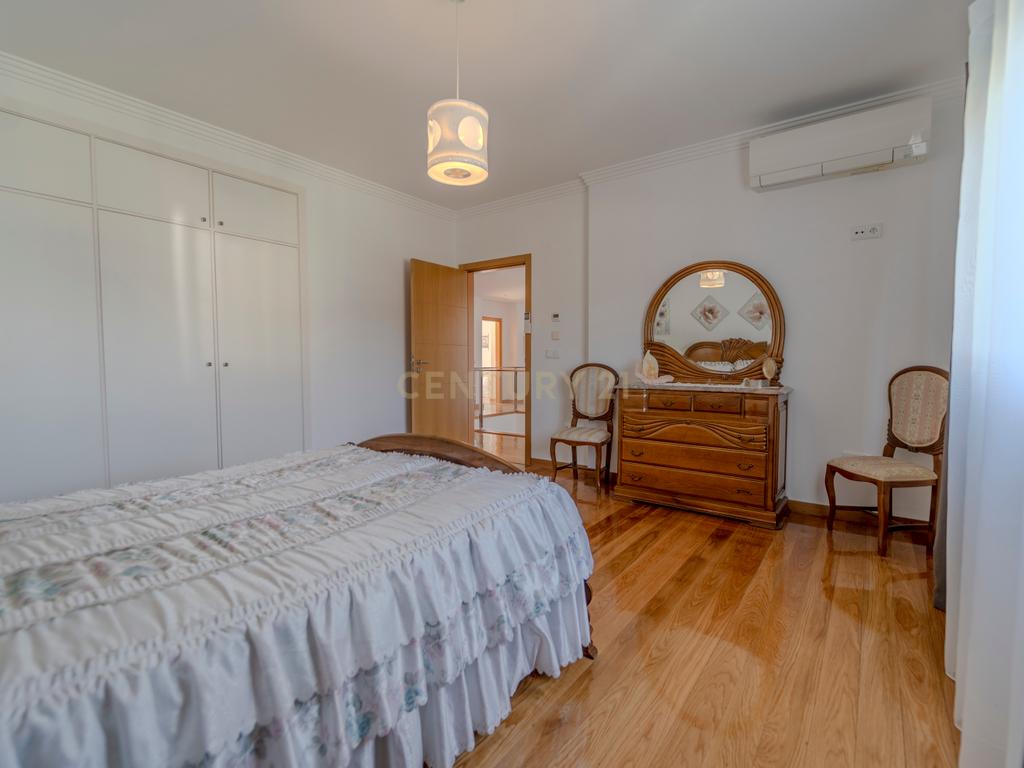 Aroeira | Moradia T6 de Luxo - Image 26