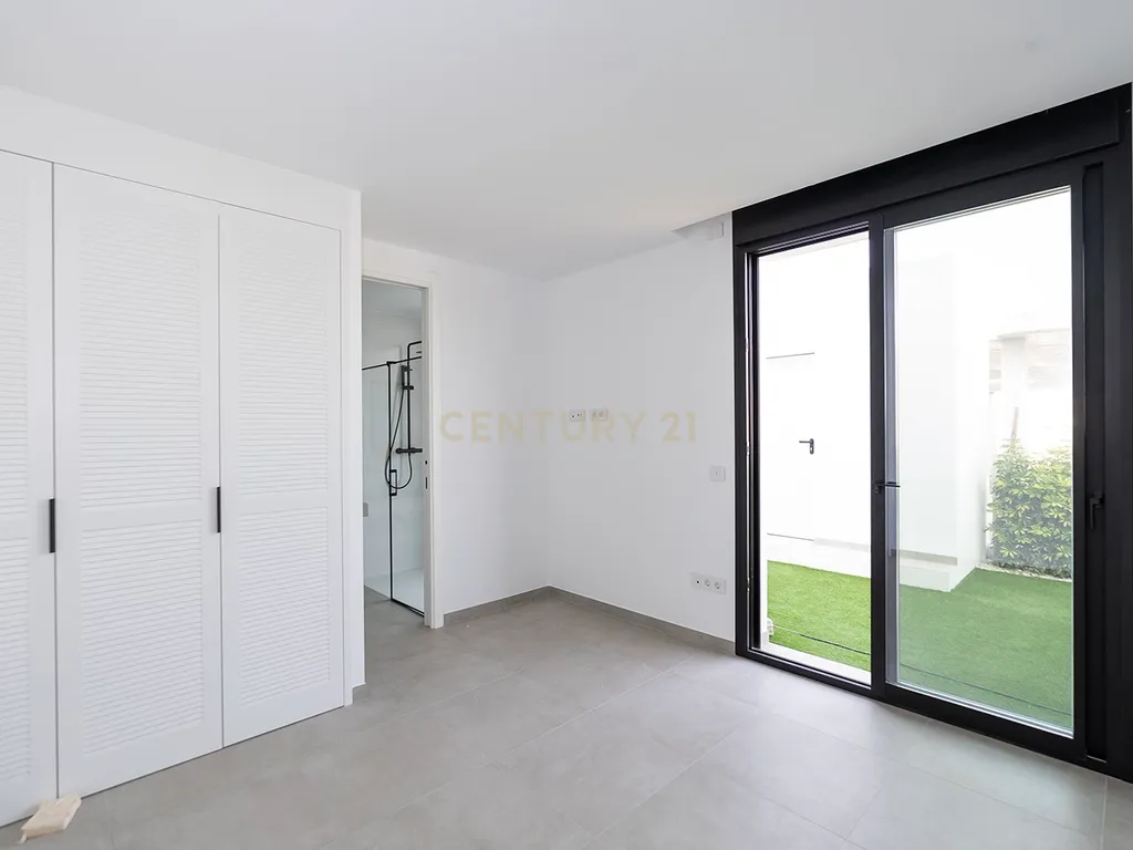 Descubra a Vida de Luxo na El Albir - Image 31