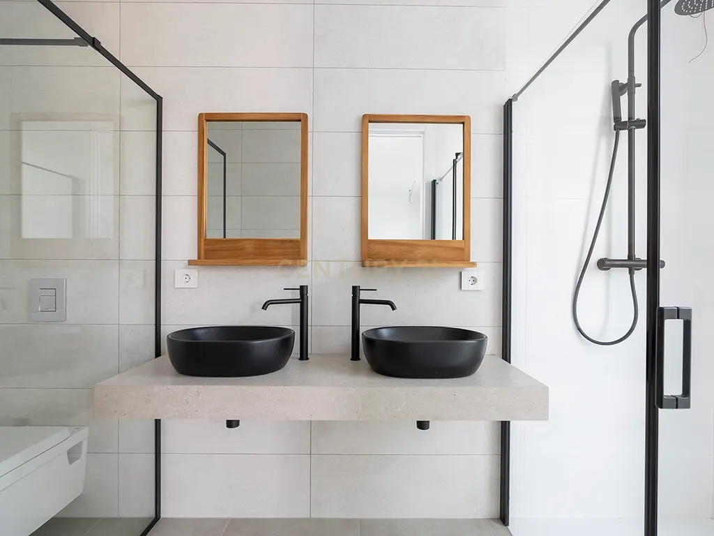 Descubra a Vida de Luxo na El Albir - Image 35