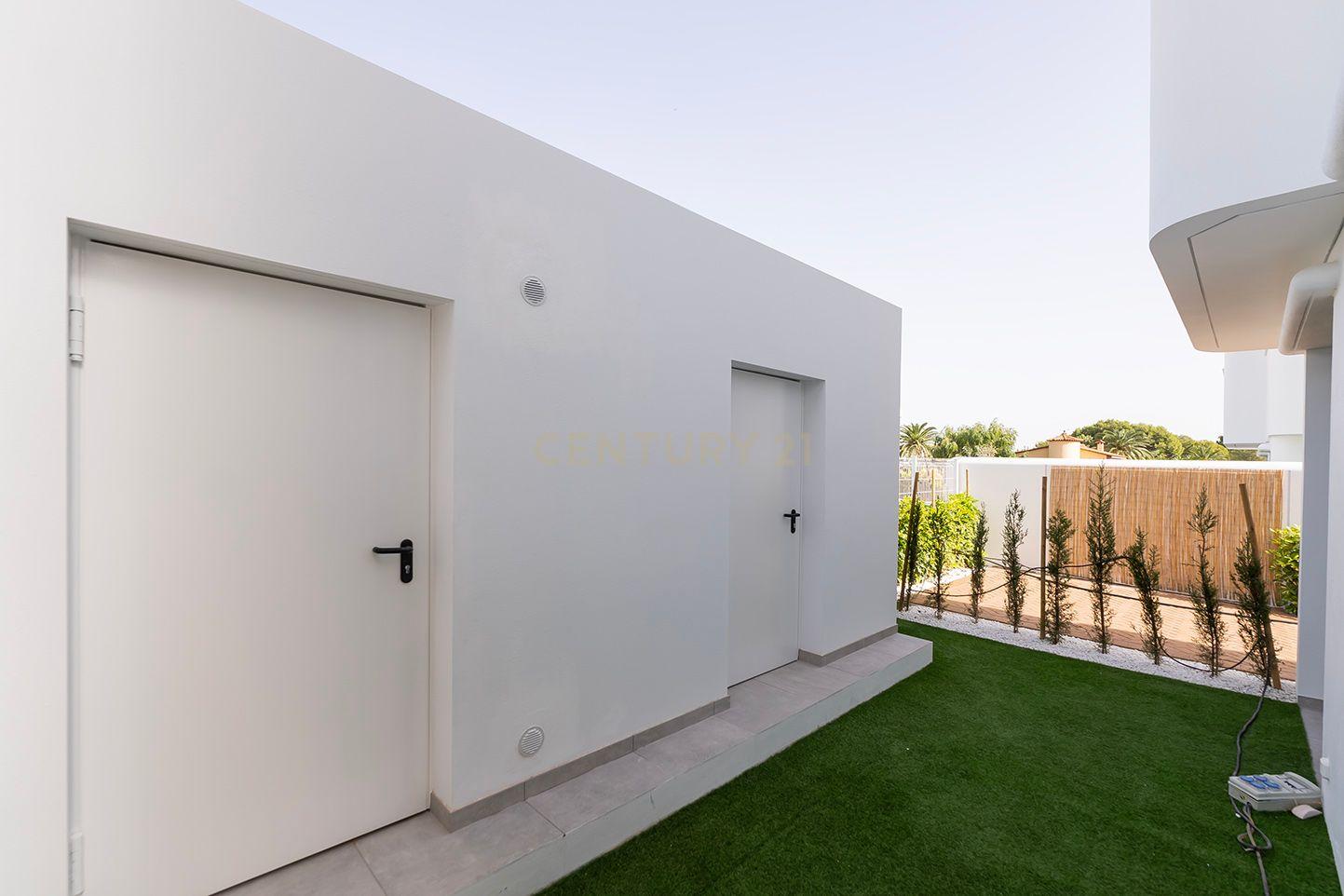 Descubra a Vida de Luxo na El Albir - Image 38