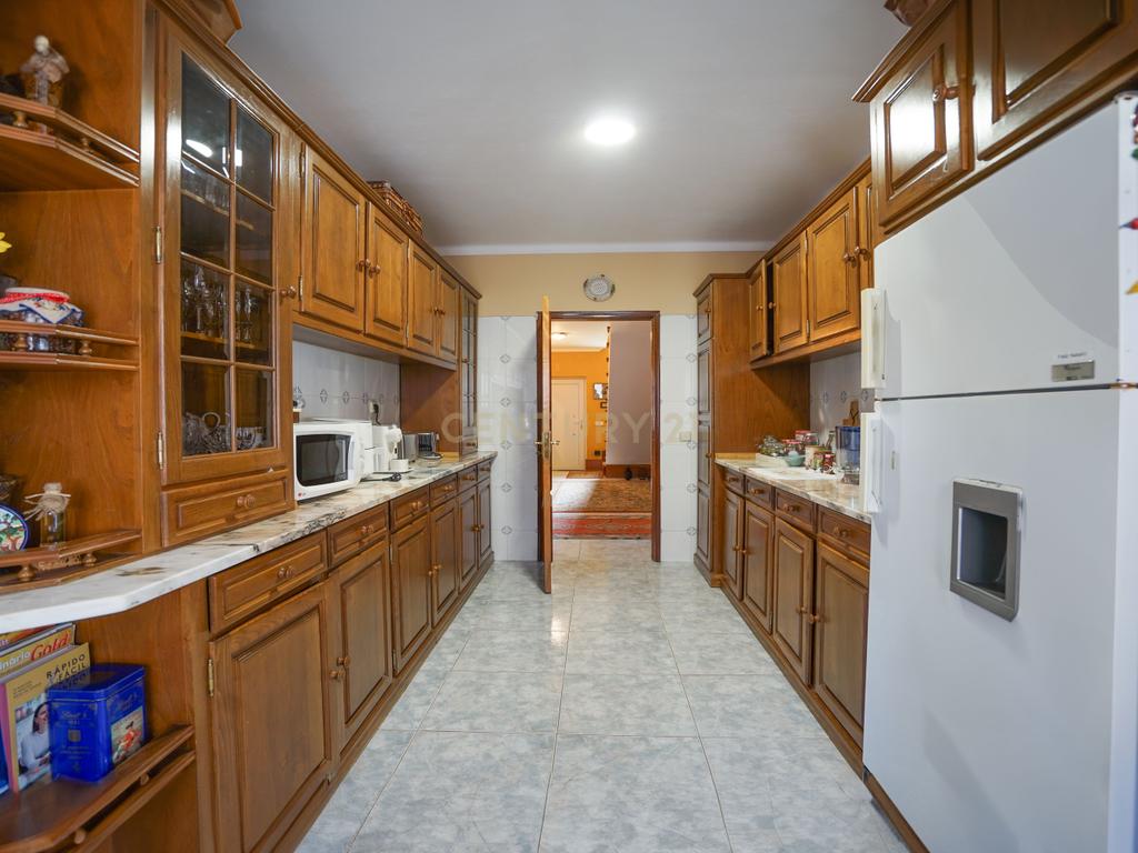 Moradia T4 - Miranda do Corvo - Image 21