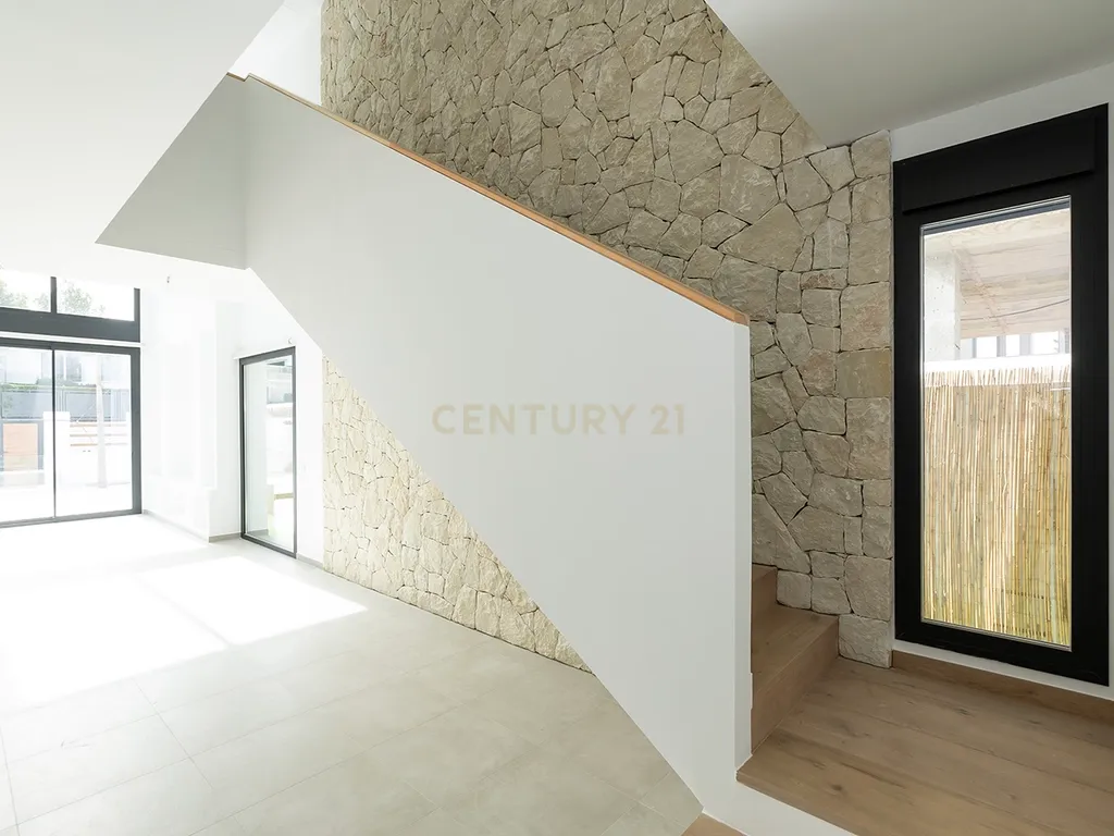 Descubra a Vida de Luxo na El Albir - Image 26