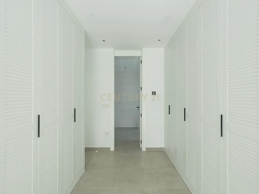 Descubra a Vida de Luxo na El Albir - Image 44